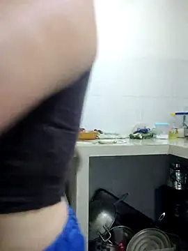 Nala1986 online show from October 3, 2025, 2:36 pm