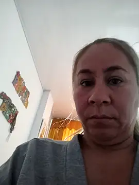 Nala1986 online show from November 23, 2025, 4:18 pm