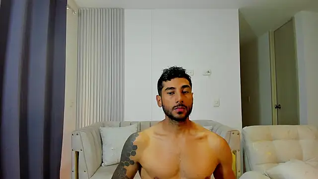 MARC THOMPSON  online show from October 14, 2025, 2:40 pm