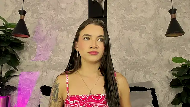 Snapshot of aitana_baker_ chatting on October 18, 2025, 2:58 am aitana baker online show from October 18, 2025, 2:58 am