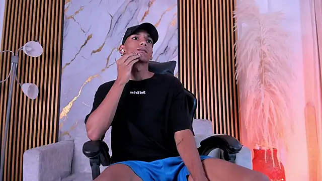 JulienSaint online show from October 9, 2025, 12:36 pm