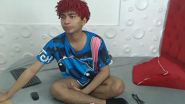 felipecams123 online show from November 17, 2025, 2:28 am