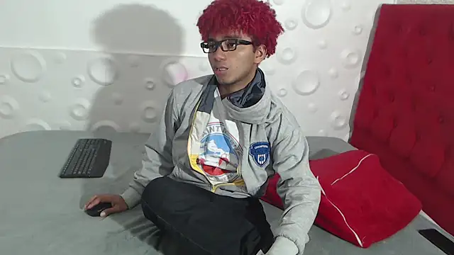 felipecams123 online show from November 21, 2025, 1:15 am