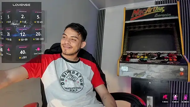 Bastian MCcormick online show from October 15, 2025, 11:54 am