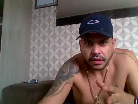 JOAO PEDRO35 online show from November 15, 2025, 12:45 pm