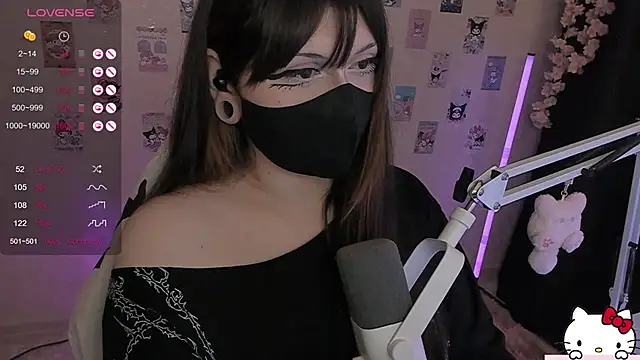 -Nanamin- online show from May 27, 2026, 1:57 am