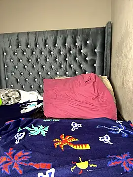 Kikie23 online show from November 19, 2025, 8:31 pm