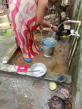 Hotty-rosni online show from November 4, 2025, 7:07 am