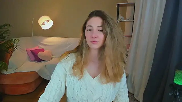 Snapshot of SensitiveSooul chatting on November 4, 2025, 7:24 pm SensitiveSooul online show from November 4, 2025, 7:24 pm