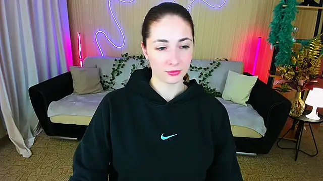 SensitiveSooul online show from November 19, 2025, 12:16 pm