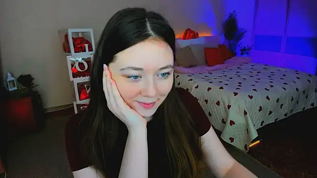 Snapshot of AlluringLookk chatting on February 12, 2026, 4:13 pm AlluringLookk online show from February 12, 2026, 4:13 pm