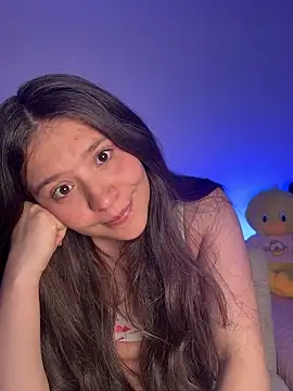 Emilyybennet  online show from June 23, 2026, 3:04 am
