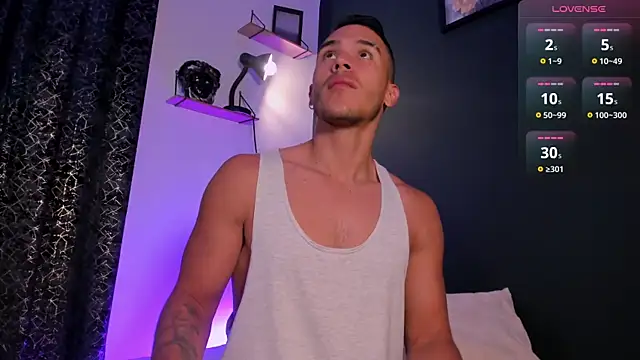 MarkSantozz online show from February 10, 2026, 6:01 pm