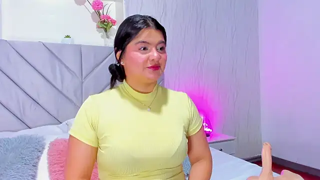 AmberSinner online show from November 4, 2025, 11:09 am