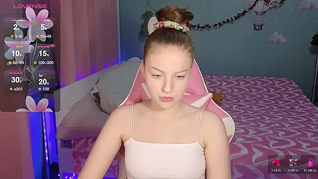 stefaniyaaa online show from October 11, 2025, 6:28 pm