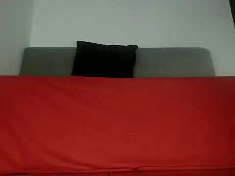 findomlatin online show from April 15, 2026, 8:09 pm