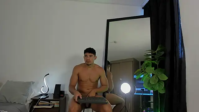 Snapshot of austin_spears_ chatting on October 4, 2025, 9:13 pm austin spears online show from October 4, 2025, 9:13 pm