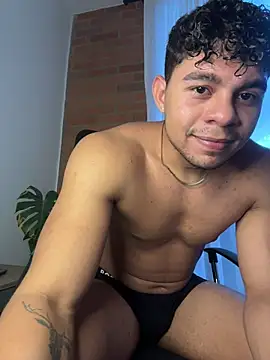 Snapshot of austin_spears_ chatting on November 3, 2025, 10:42 pm austin spears online show from November 3, 2025, 10:42 pm