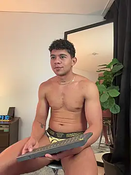 Snapshot of austin_spears_ chatting on November 7, 2025, 1:27 am austin spears online show from November 7, 2025, 1:27 am