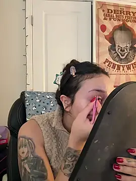 CharmingMaddie online show from February 17, 2026, 4:46 pm