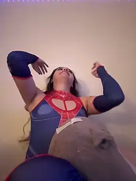 CharmingMaddie online show from May 30, 2026, 4:42 am