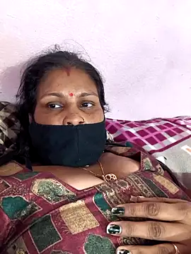 Love-pari077 online show from February 12, 2026, 2:34 pm