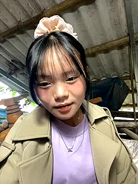 AdamLazis online show from November 15, 2025, 8:33 am