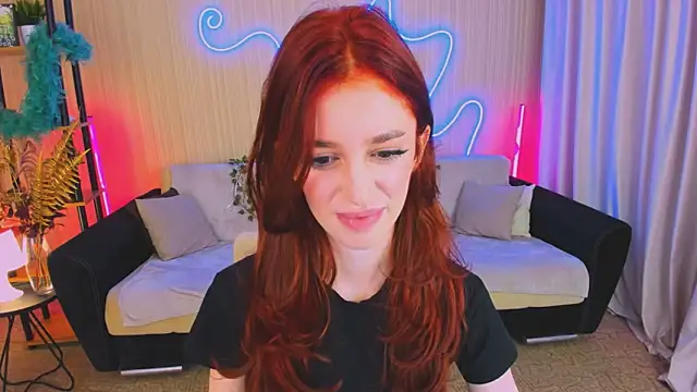 ChristinaConteeree online show from October 13, 2025, 8:09 pm