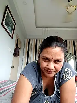 Snapshot of SHUVANI_SEXY chatting on September 11, 2025, 8:58 am SHUVANI SEXY online show from September 11, 2025, 8:58 am