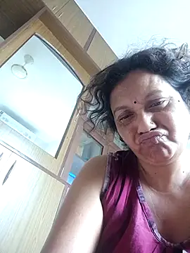 Snapshot of SHUVANI_SEXY chatting on September 21, 2025, 12:45 am SHUVANI SEXY online show from September 21, 2025, 12:45 am