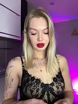 miss veroNika online show from December 14, 2025, 5:02 am