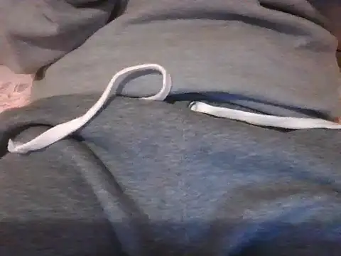 Bony69527g online show from October 27, 2025, 4:44 pm