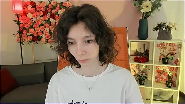 EmmanuellBrown online show from February 15, 2026, 4:09 am