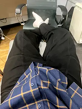 Snapshot of Yammy_AssHole chatting on October 19, 2025, 7:25 pm Yammy AssHole online show from October 19, 2025, 7:25 pm