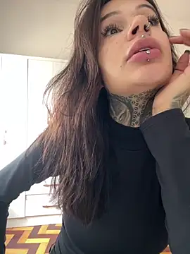 sereiaruiva99 online show from May 28, 2026, 2:14 pm