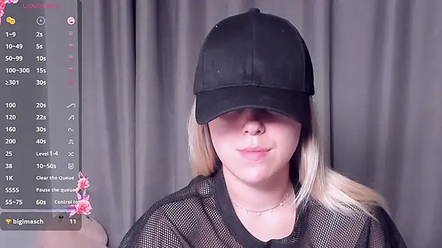 AngelAnty online show from September 29, 2025, 3:17 pm