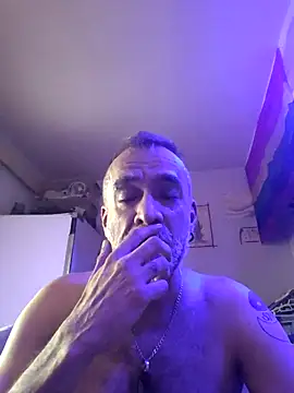 GabyCollado5 online show from October 31, 2025, 11:22 am