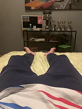 Zizibeaugoss online show from December 21, 2025, 9:00 pm