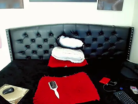 Sasha - online show from October 4, 2025, 4:21 am