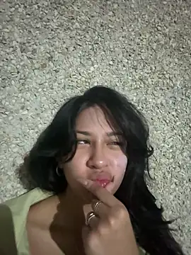 Snapshot of lynn9000 chatting on November 13, 2025, 7:40 am lynn9000 online show from November 13, 2025, 7:40 am