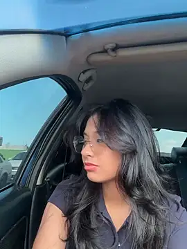 lynn9000 online show from November 27, 2025, 7:38 pm