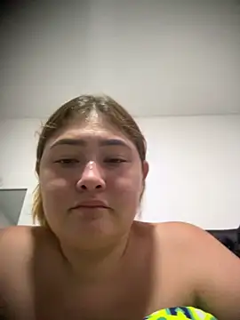 Rouse-Antonella online show from September 11, 2025, 3:50 am