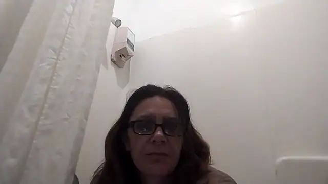 SparklesB1tch online show from April 12, 2026, 9:36 am