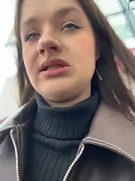 Snapshot of KittyQueeny chatting on March 13, 2026, 12:12 pm KittyQueeny online show from March 13, 2026, 12:12 pm