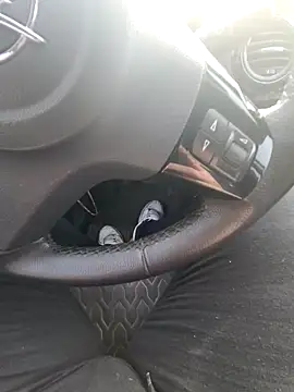 giova17cm online show from March 6, 2026, 2:24 pm