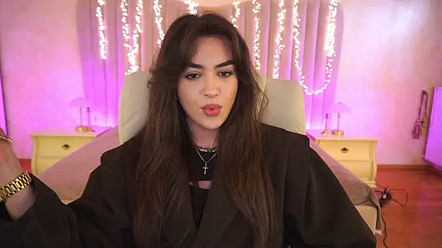 EricaSin online show from April 2, 2026, 1:09 pm