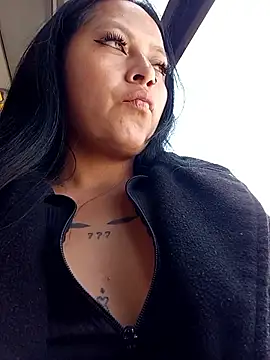 Snapshot of LunaHot_777 chatting on February 25, 2026, 6:28 pm LunaHot 777 online show from February 25, 2026, 6:28 pm