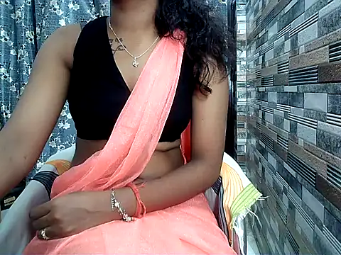 HOT AARVI11 online show from October 25, 2025, 3:18 pm