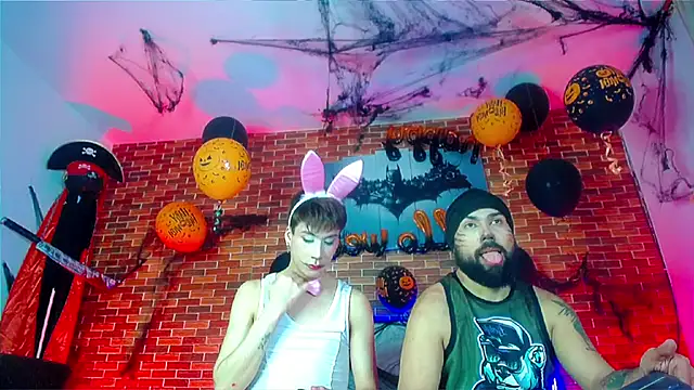 Michael twink  online show from October 25, 2025, 11:43 pm