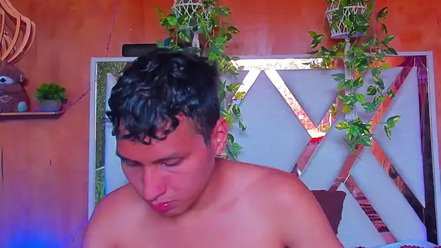 spicy adonhis online show from March 14, 2026, 8:47 pm